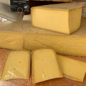 Allgäuer Bergkäse mit 12 Monaten Reifezeit
